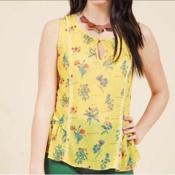 ModCloth Brunch’s best floral top - Picture 1 of 6